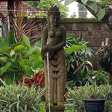Pondok Indah Villa Ujung Exterior foto