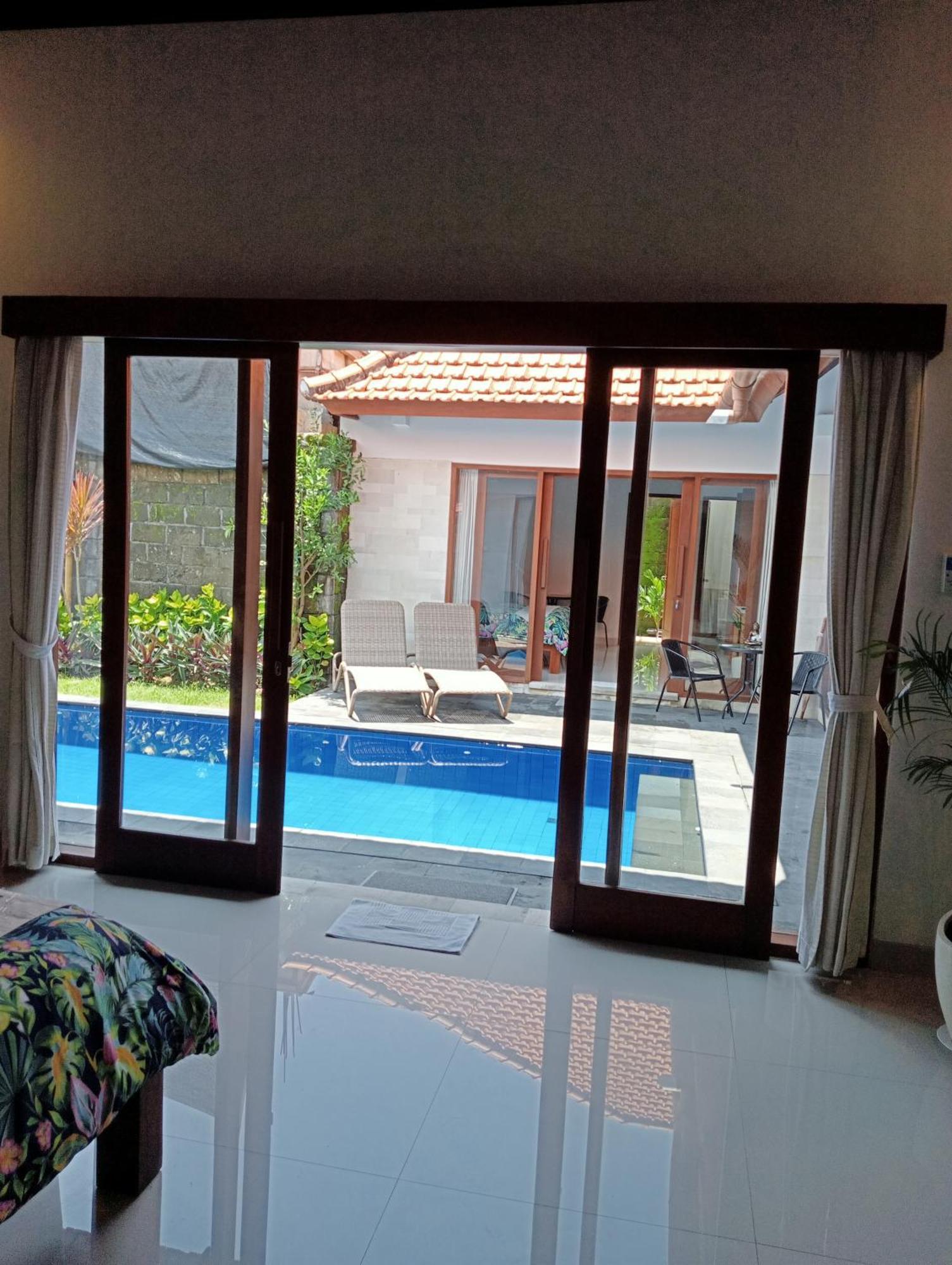 Pondok Indah Villa Ujung Exterior foto